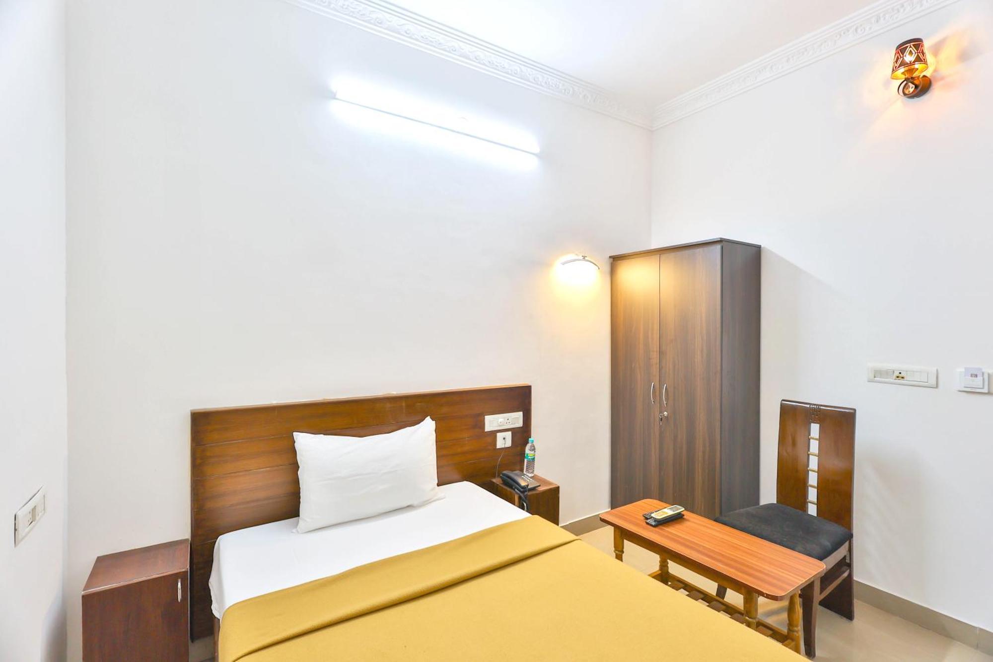 Hotel Golden Bliss 퐁디셰리 외부 사진