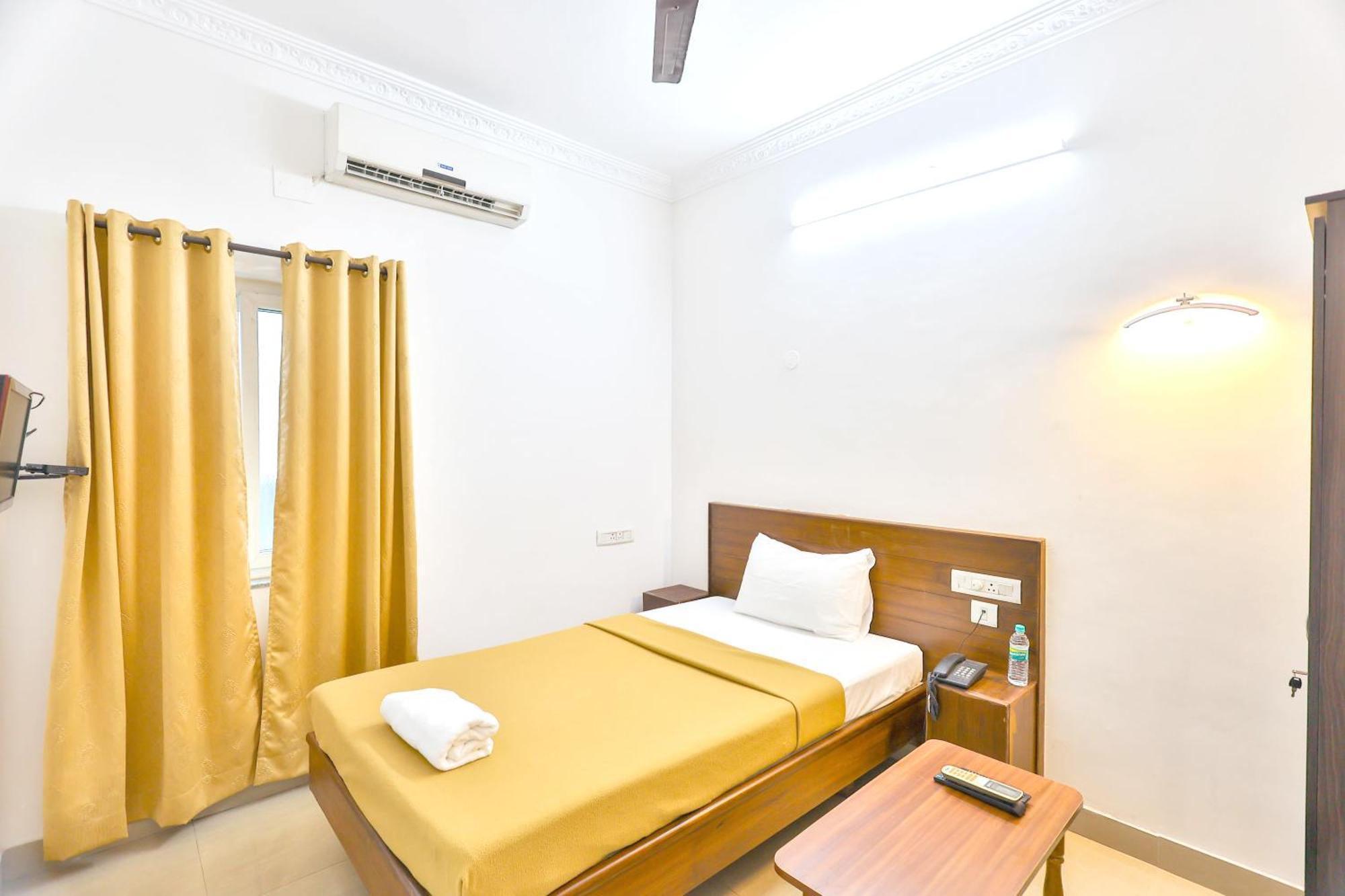 Hotel Golden Bliss 퐁디셰리 외부 사진